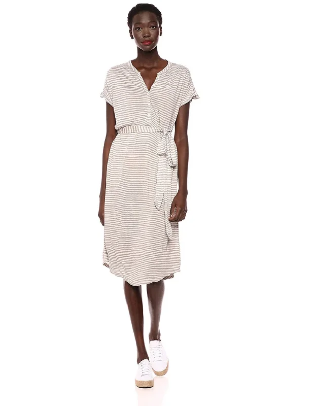 Lucky Brand Women's Tie Waist Henley Dress, Grey Stripe, S Boat Neckline Classic