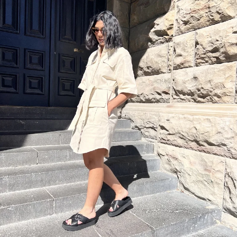 MOOCHI "Trove" denim shirt dress/jacket- Cream! 10 Welt Pockets Slit Pockets Flap Pockets MOOCHI "Trove" denim shirt dress/jacket- Cream! 10 Welt Pockets Slit Pockets Flap Pockets