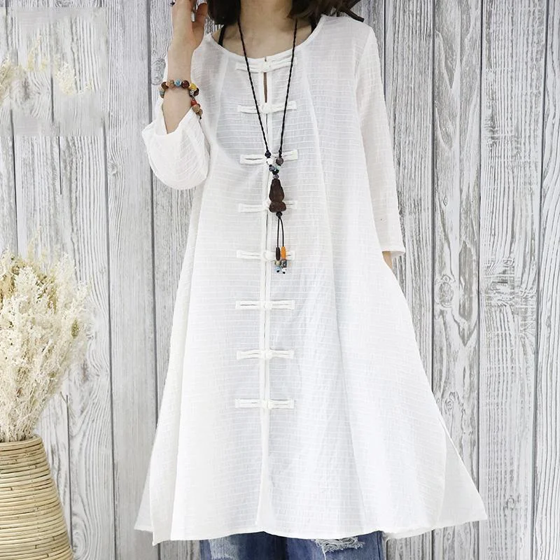 Half sleeve white cotton dress retro cardigan dress summer women shirt blouse top Chenille Brocade Lace Half sleeve white cotton dress retro cardigan dress summer women shirt blouse top Chenille Brocade Lace